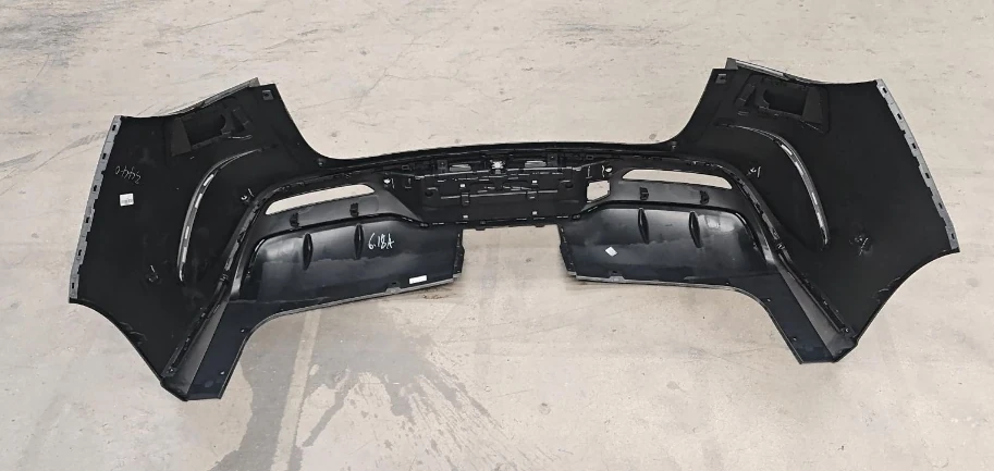 Seal 06 Touring Rear Bumper Lower